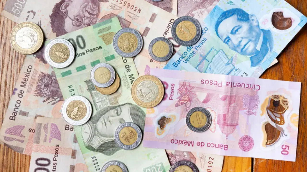 Billetes de pesos mexicanos: como se traduce el precio de Bitcoin en Mexico